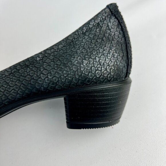 Ecco Womens Dress Pumps Black Snake Print Leather Block Heel size 38 US 7 - Picture 10 of 16